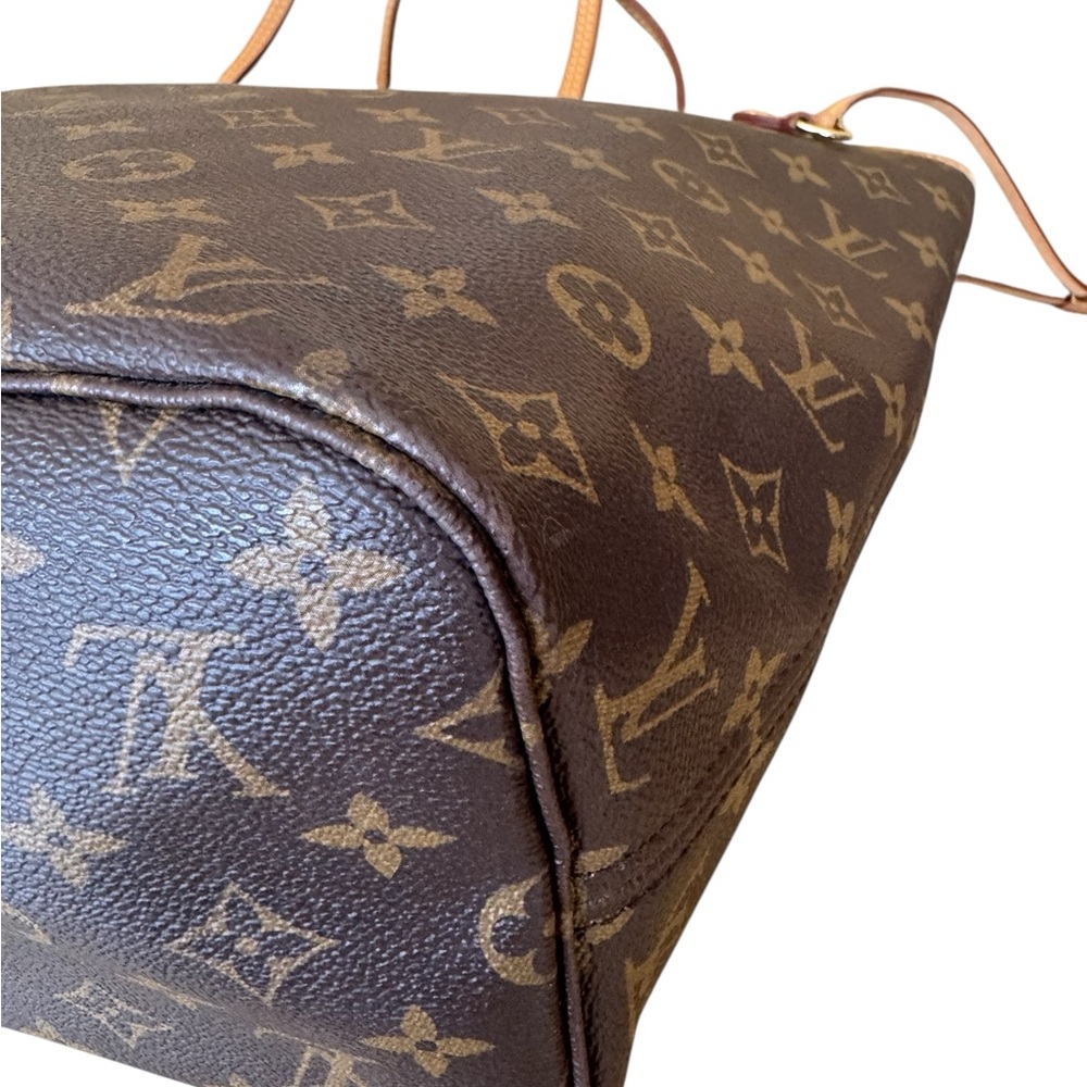 Louis Vuitton Neverfull MM w/ COA - Picture 9 of 13